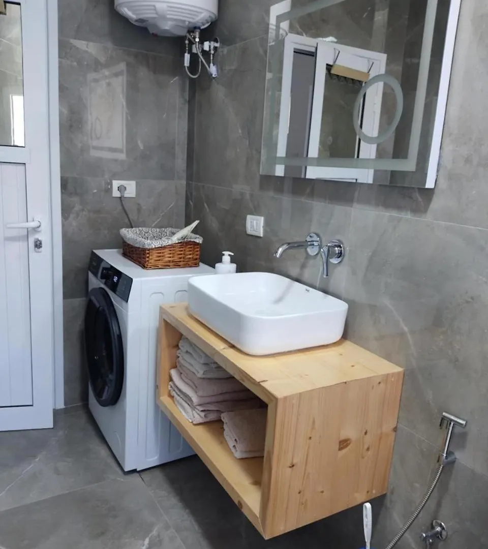 Maria'S Apartment Himare
